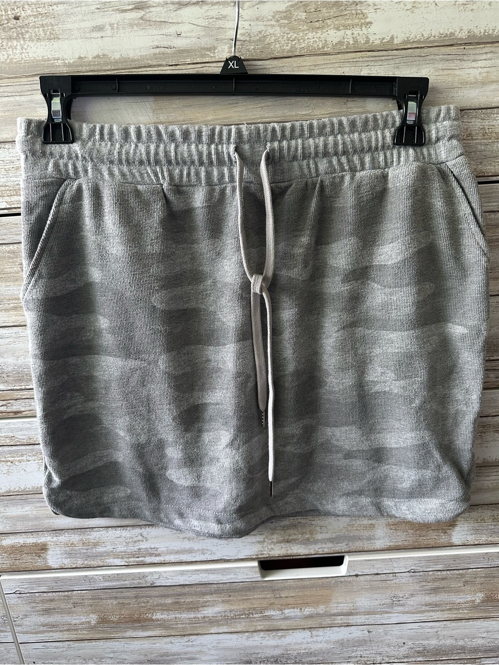 ✨ Maurices Gray Camo Terry Cloth Mini Skirt Medium Drawstring Pockets